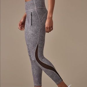 LULULEMON Invigorate 7/8 Tight